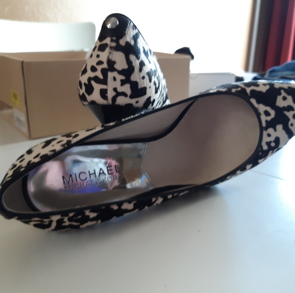 Michael Kors dress shoes